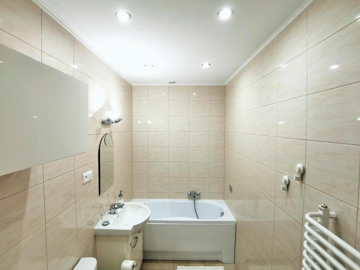 Apartament Seven Legnica Exterior photo